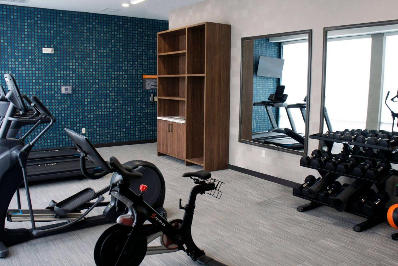 La Quinta Inn & Suites By Wyndham Manchester - Arnold Afb Kültér fotó